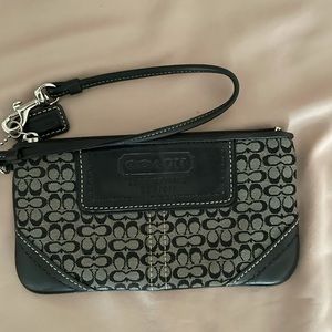 Authentic COACH wristlet